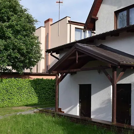 Jasminowa Przystan אכסניה