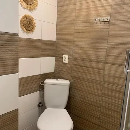 Jasminowa Przystan סטגנה