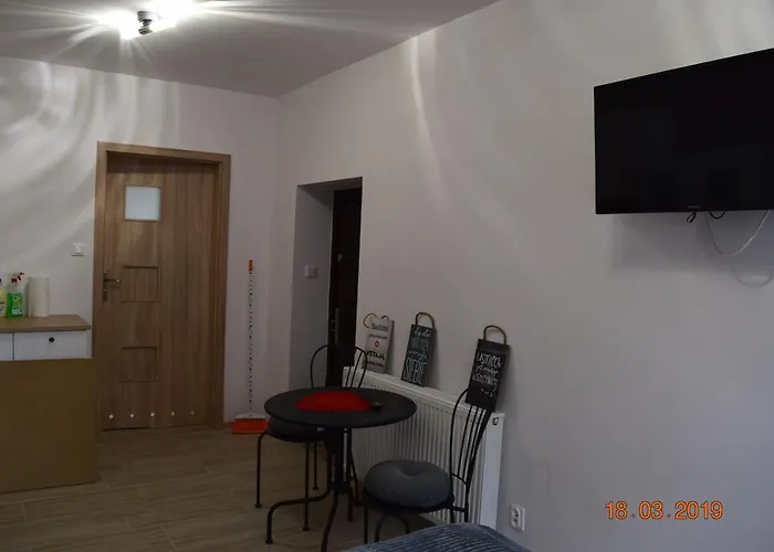 Деревянный коттедж Jasminowa Przystan *