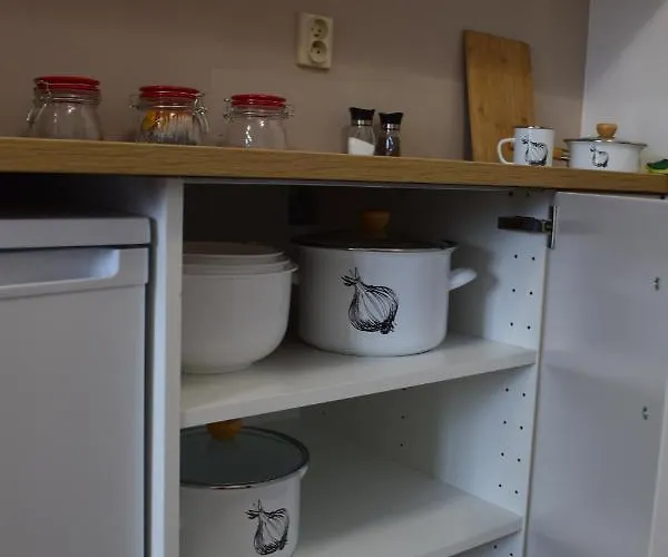 Jasminowa Przystan * Стегна